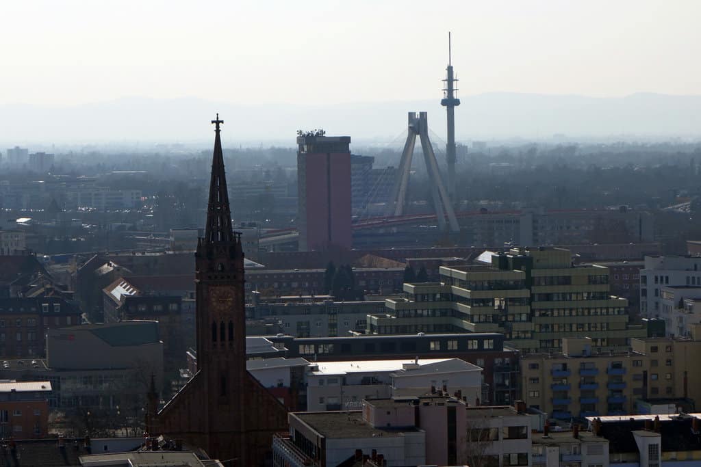 Ludwigshafen. Foto: Peter O. https://creativecommons.org/licenses/by/2.0/